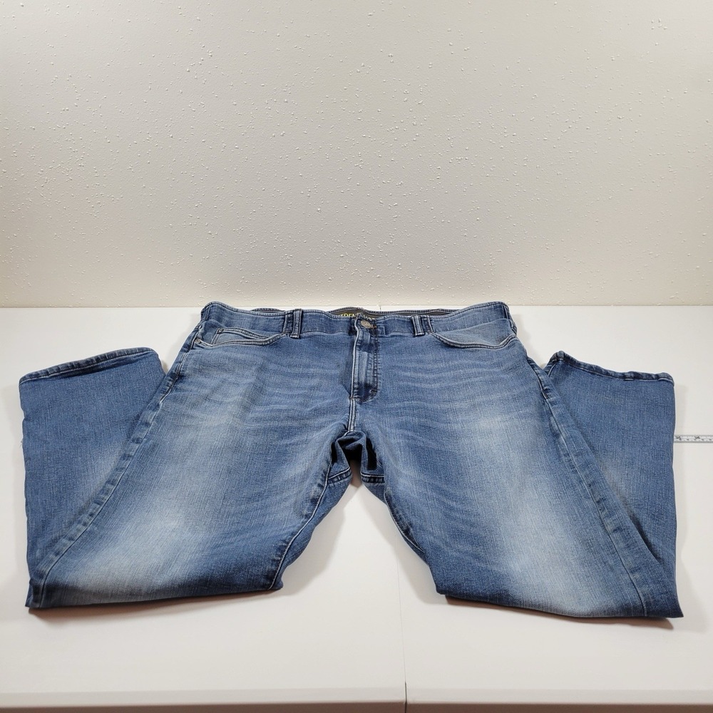 Lee Men's Jeans Extreme Motion Slim Fit Straight Leg Size 42x30 Blue